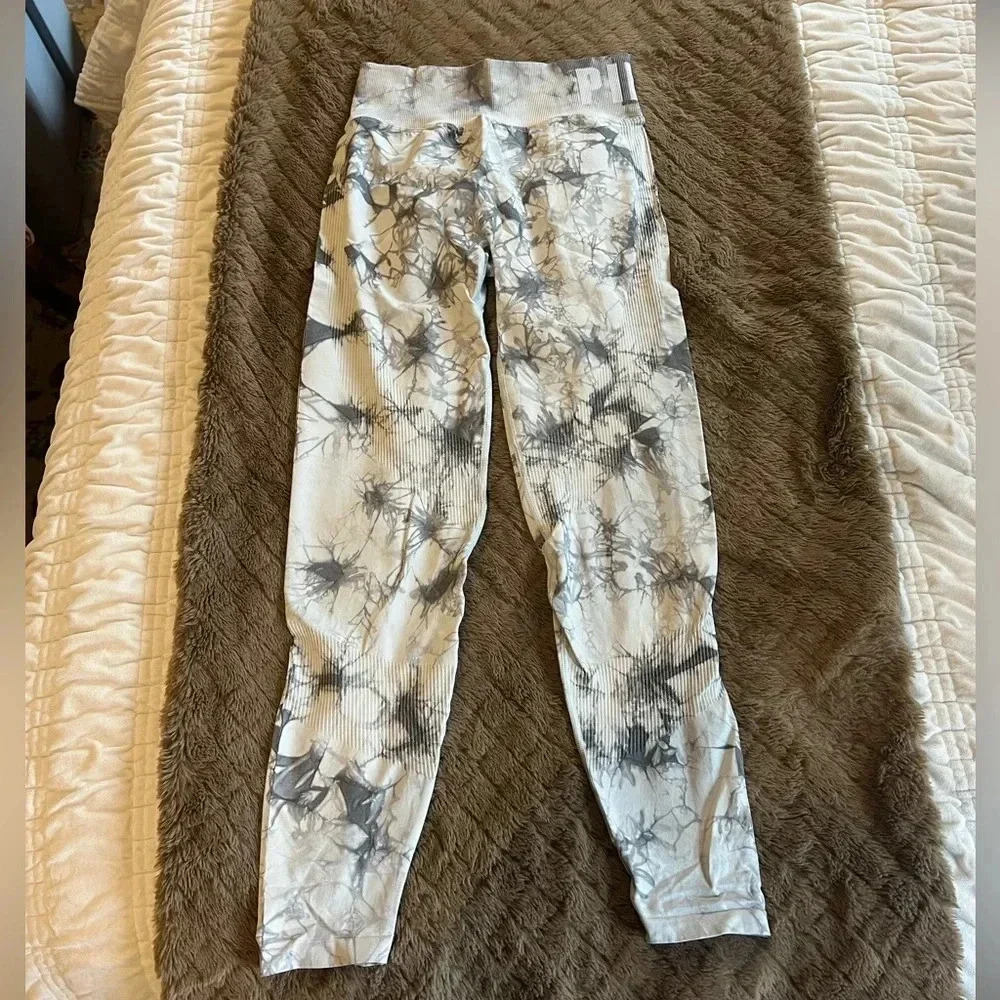 PINK Tie-Dye Leggings